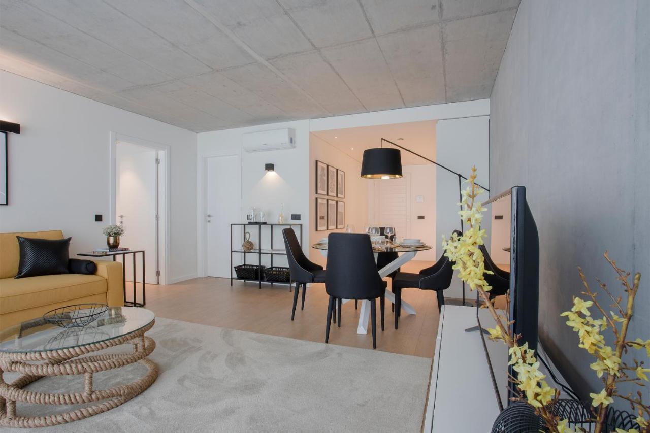 Seaside Apartment บีลาโนวาเดกายา ภายนอก รูปภาพ