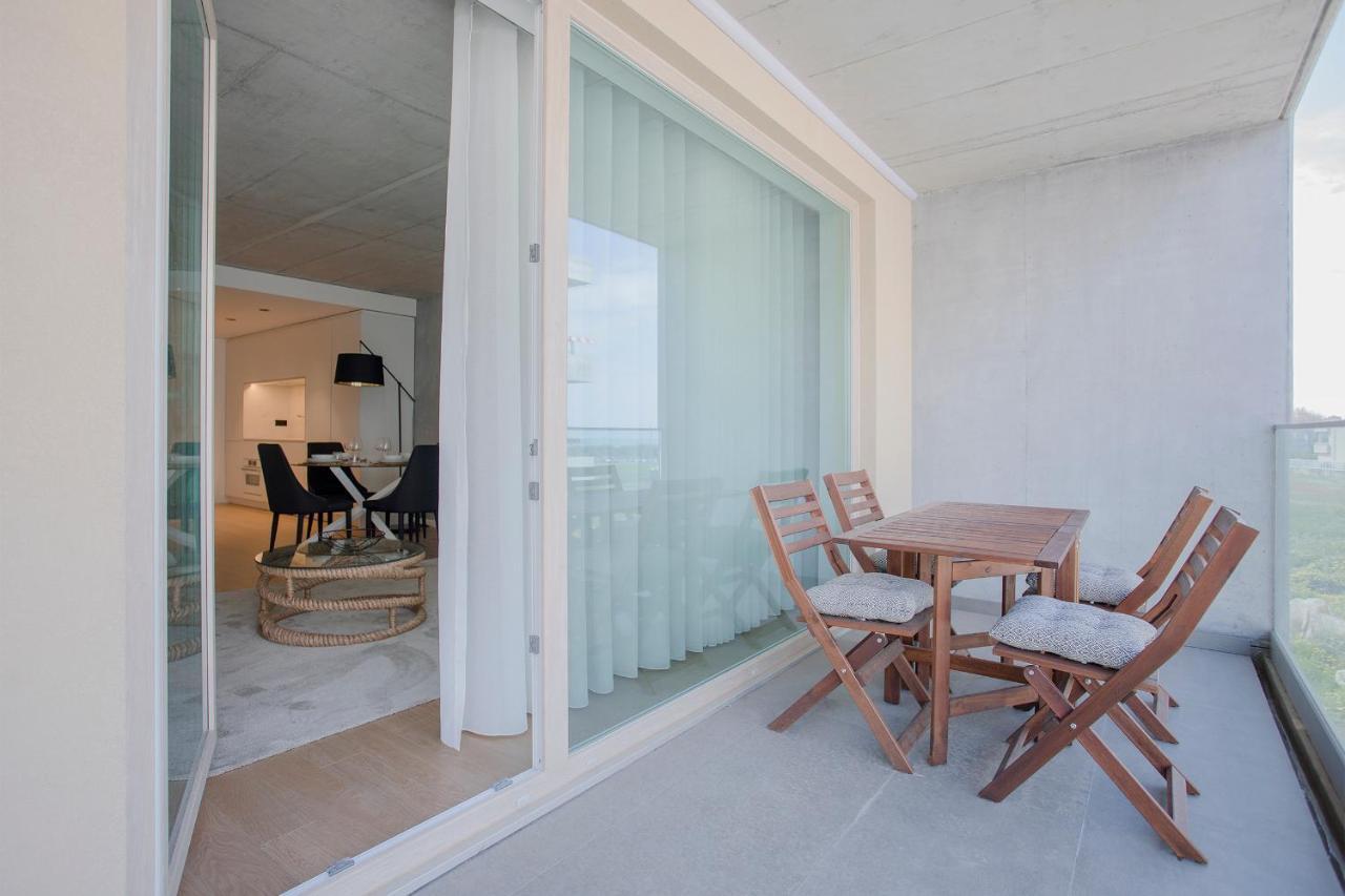 Seaside Apartment บีลาโนวาเดกายา ภายนอก รูปภาพ
