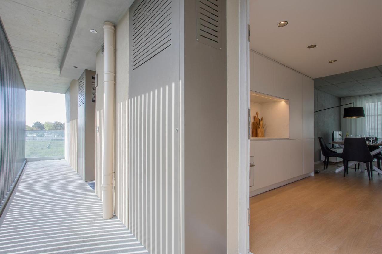 Seaside Apartment บีลาโนวาเดกายา ภายนอก รูปภาพ